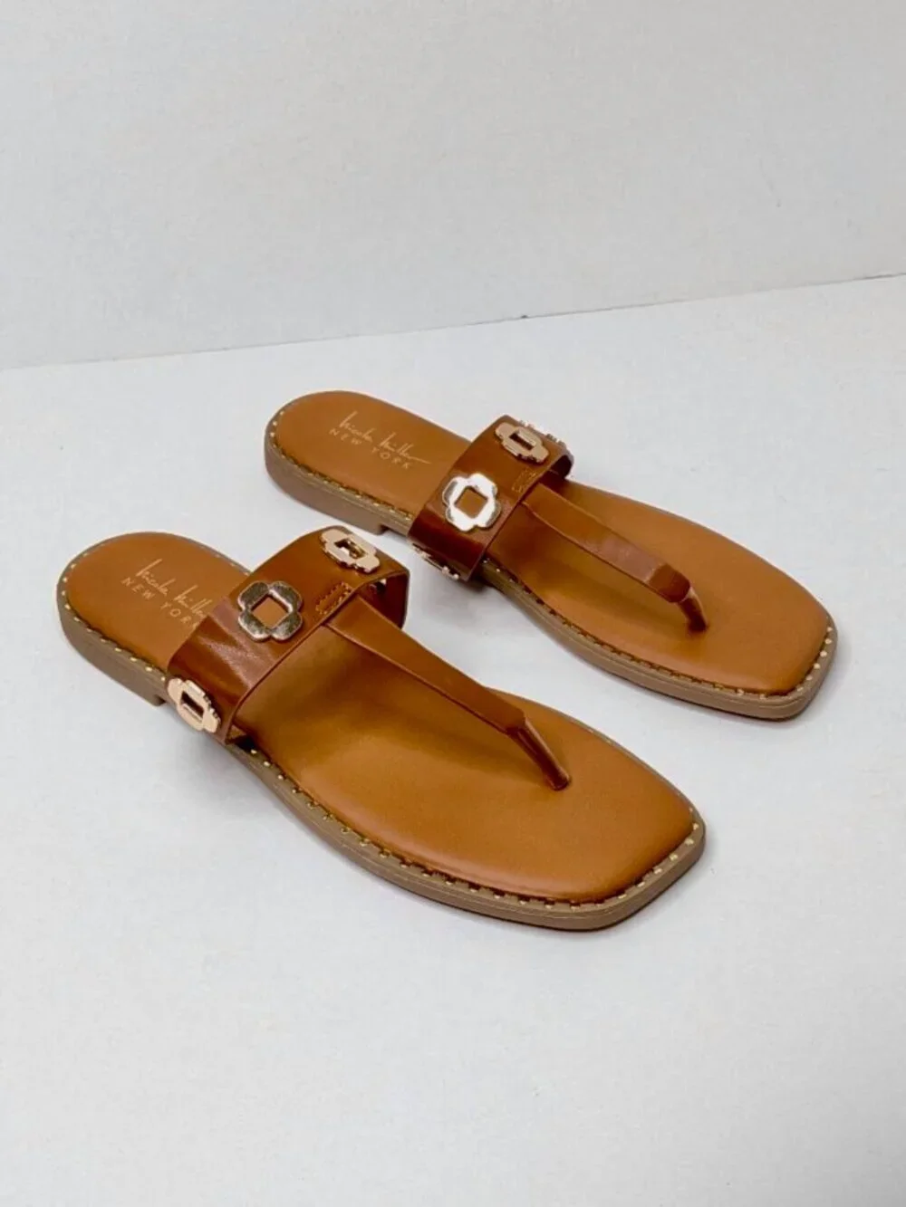 NEW 10 Nicole Miller New York Korey Cognac Studded Thong Sandals Gold Hardware